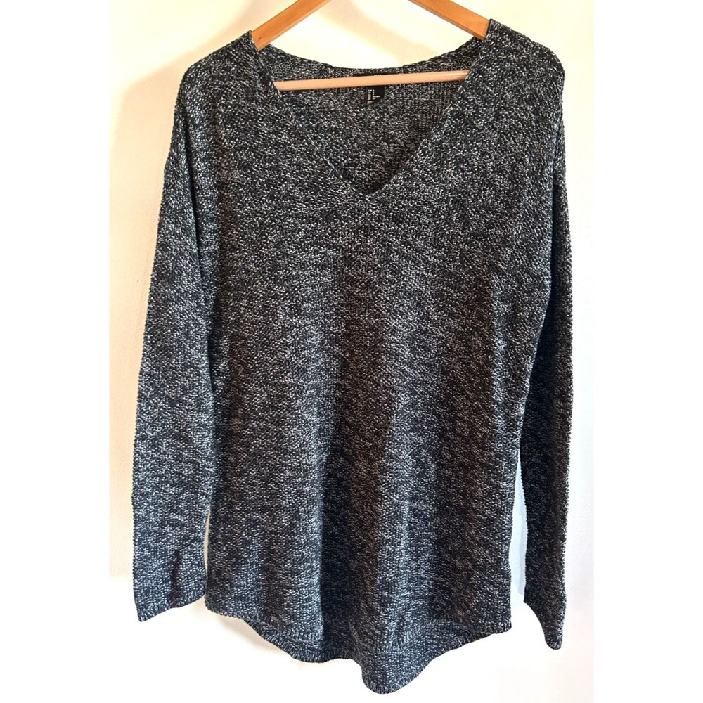 H&M Womens Black White Marled Knit V-Neck Pullover Sweater Relaxed Tunic Size S